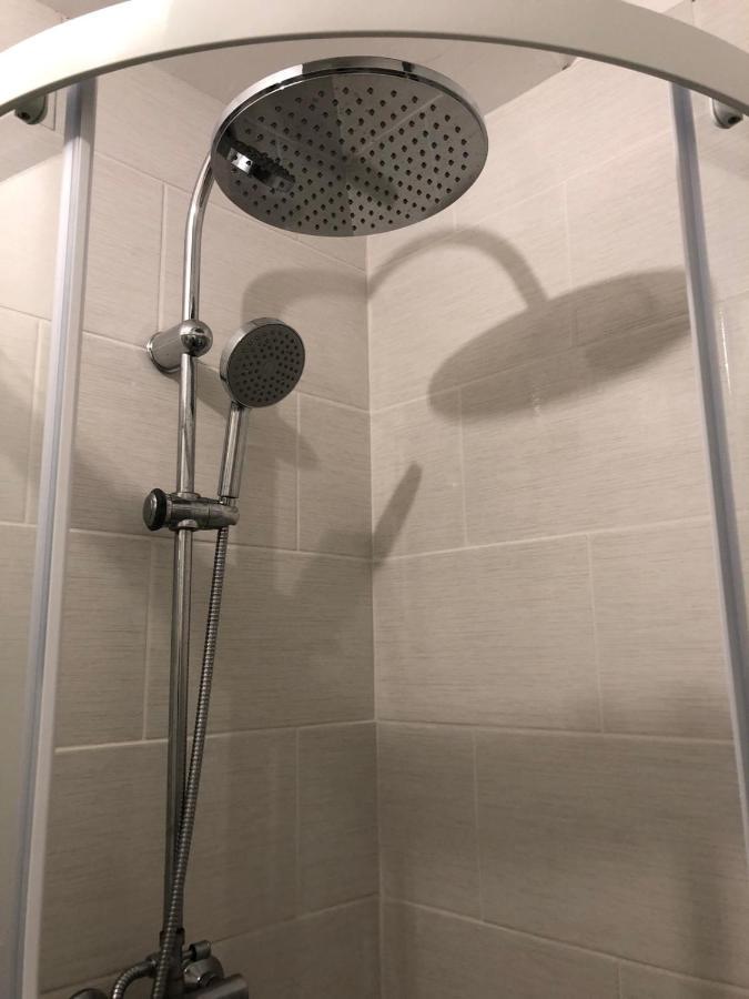 Le Petit Nid Apartment น็องต์ ภายนอก รูปภาพ